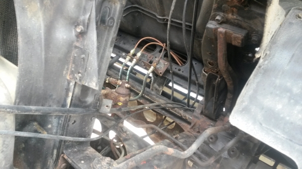 ขายรถอีซูซุ6ล้อใหญ่FTR 6BD165 แซสซีใหญ่ตลอดเส้น เครื่องดีแซสซีสวยหัวสวยครับ กระบะหลังยาว5.50 ม. ยาง9X20 พร้อมใช้งาน ขาย 380000 ไม่รวมเครนครับ หากเอาเครนด้วย 650000 บาท เครนอย่างเดียว 350000 บาท