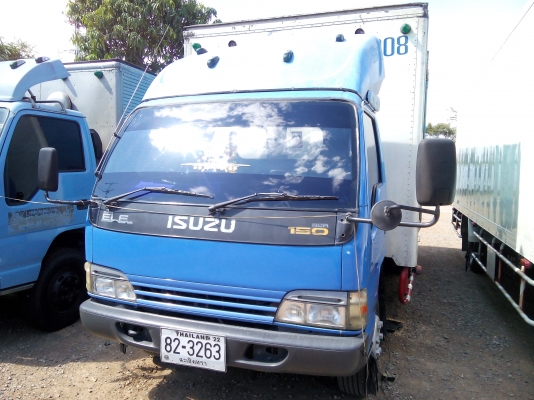 6 ล้อกลาง  *Euro.2*  ISUZU  NQR70RY52B4  150 แรงม้า  *ยาว 5.50 ม.*  รถสวยเดิม+ตามสภาพ+พร้อมใช้งาน *รถห้างแท้ * มีเล่มพร้อม *