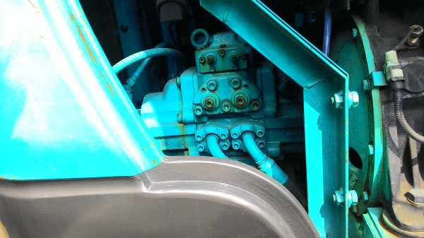 ขายด่วน KOBELCO SK100-5 ซุปเปอร์  หัวเหลี่ยม   แทรค 50  เก่า ญี่ปุน  สภาพสวยมากๆๆ   ใช้งานน้อย  เครื่องดี  ปั๊มดี  เอวแน่น  ไฟฟ้าครบ  พร้อมใช้งาน  โทร ดวงนภา  089-3818694