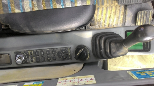 ขายด่วน KOBELCO SK100-5 ซุปเปอร์  หัวเหลี่ยม   แทรค 50  เก่า ญี่ปุน  สภาพสวยมากๆๆ   ใช้งานน้อย  เครื่องดี  ปั๊มดี  เอวแน่น  ไฟฟ้าครบ  พร้อมใช้งาน  โทร ดวงนภา  089-3818694