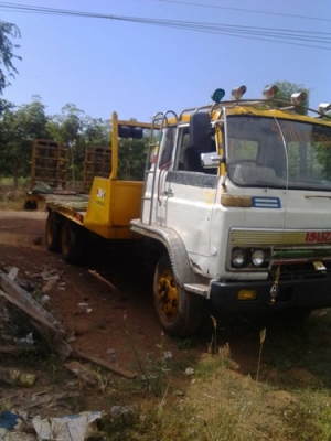 เทนเลอร์ บรรทุก รถเกี่ยวข้าว