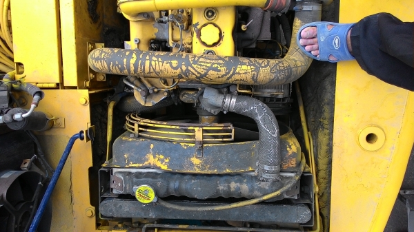 ขายด่วน รถขุด KOBELCO SK120-3 แทรค 50  เก่า ใน  ชั่วโมงการทำงานน้อยมากๆๆ   สภาพสวย    โทร 089-3818694 ดวงนภา  เตียวตระกูล