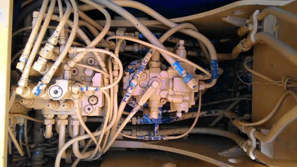 ขายด่วน รถขุด KOBELCO SK120-3 แทรค 50  เก่า ใน  ชั่วโมงการทำงานน้อยมากๆๆ   สภาพสวย    โทร 089-3818694 ดวงนภา  เตียวตระกูล