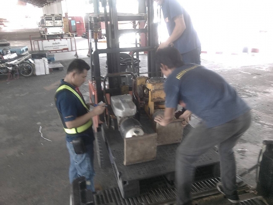 จัดส่งให้แล้วนะครับลูกค้า เชียงใหม่- สำหรับเครื่องตบดิน แบบจิงโจ้ มือสองญี่ปุ่น พร้อมใช้งาน