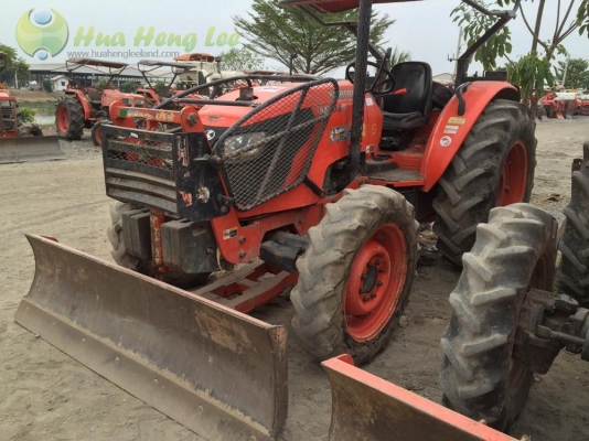 รถไถคูโบต้า M7040 พร้อมใช้ สามารถ ผ่อนได้