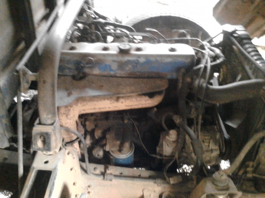 ขายหกล้อ ใช้งานได้ ราคา150000 ต่อรองได้