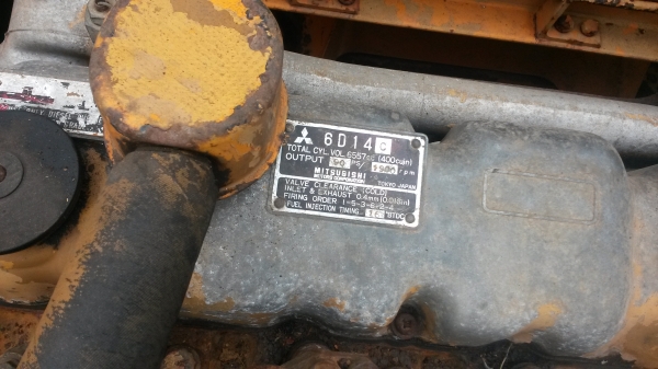 ขายครับรถแมคโครKOBELCO PC200 เครื่องมิตรซู6D14 แน่นๆปั๊มใหญ่ไม่มีโหลดมาลองขับดูได้ครับ ทุกอย่างใช้ได้หมดยกเว้นแฟรมผุมากต้องซ่อมหรือเปลี่ยนแฟรมครับหรือใครมีจะขายบอกมาครับจะไปซื้อใส่ ขอแยกขายครับ ตัวเดิน 50000 เครื่อง+ปั๊ม 125000 อาม+บุ๊งกี๋ 60000 โครง+เต๋ง