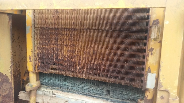 ขายครับรถแมคโครKOBELCO PC200 เครื่องมิตรซู6D14 แน่นๆปั๊มใหญ่ไม่มีโหลดมาลองขับดูได้ครับ ทุกอย่างใช้ได้หมดยกเว้นแฟรมผุมากต้องซ่อมหรือเปลี่ยนแฟรมครับหรือใครมีจะขายบอกมาครับจะไปซื้อใส่ ขอแยกขายครับ ตัวเดิน 50000 เครื่อง+ปั๊ม 125000 อาม+บุ๊งกี๋ 60000 โครง+เต๋ง