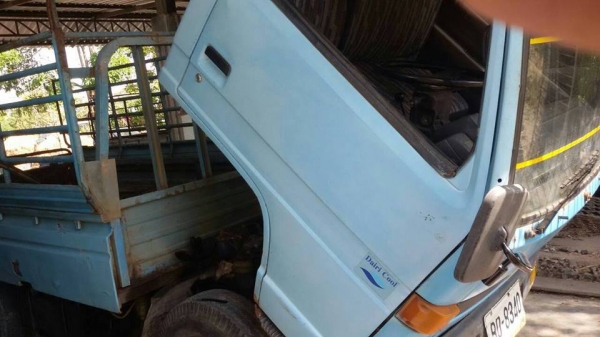 **195,000 บ.ต่อรอง///4ล้อNKR-100** ขาย NKR-100แรง 4ล้อกลางประกอบ ทะเบียนรถบรรทุก ISUZU NKR57E 4BC2-100HP ฝาดำ เครื่องเดิม เกียร์เดิม เกียร์ยาว ยกหัวได้ เครื่องแห้งดี แรงดี แน่น เกียร์ดี เข้าง่ายไม่หลุด ช่วงล่างเดิม คัสซีสวย ไม่ปะไม่ดาม เฟืองท้ายเพลาลอย กร **195,000 บ.ต่อรอง///4ล้อNKR-100** ขาย NKR-100แรง 4ล้อกลางประกอบ ทะเบียนรถบรรทุก ISUZU NKR57E 4BC2-100HP ฝาดำ เครื่องเดิม เกียร์เดิม เกียร์ยาว ยกหัวได้ เครื่องแห้งดี แรงดี แน่น เกียร์ดี เข้าง่ายไม่หลุด ช่วงล่างเดิม คัสซีสวย ไม่ปะไม่ดาม เฟืองท้ายเพลาลอย กร