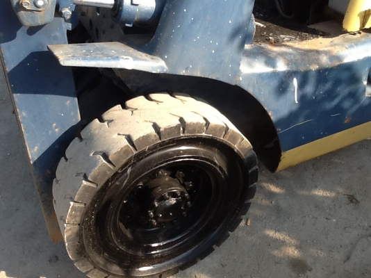 รถยกโตโยต้า2.5ตันเครื่องดีเซลเก่าญี่ปุ่น