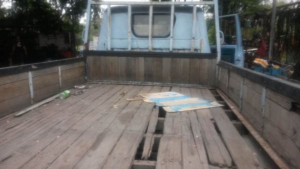 ขายรถอีซูซุ4ล้อ เครื่อง75 C240 รถขับได้หัวกระบะไม่ค่อยสวยต้องเอาไปทำครับแซสซีสวยครับ ขาย 65000 บาท ทะเบียนพร้อมครับ