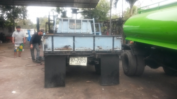 ขายรถอีซูซุ4ล้อ เครื่อง75 C240 รถขับได้หัวกระบะไม่ค่อยสวยต้องเอาไปทำครับแซสซีสวยครับ ขาย 65000 บาท ทะเบียนพร้อมครับ