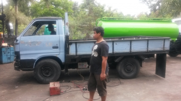 ขายรถอีซูซุ4ล้อ เครื่อง75 C240 รถขับได้หัวกระบะไม่ค่อยสวยต้องเอาไปทำครับแซสซีสวยครับ ขาย 65000 บาท ทะเบียนพร้อมครับ