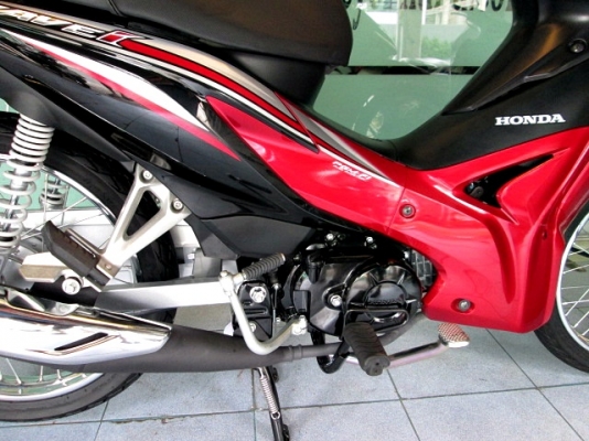 wave 110 i สีแดงดำ โฉมใหม่ รถใหม่ๆมาแล้ว รถดือน กันยายน ปี 57 ไมล์ 1 พันโล  แถม 3 รายการ 31900