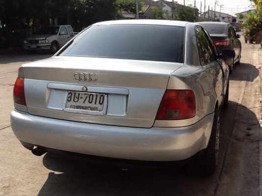 รถยนต์ ออดี้A4 เกียร์ออโต้ ติดแก๊สหัวฉีด