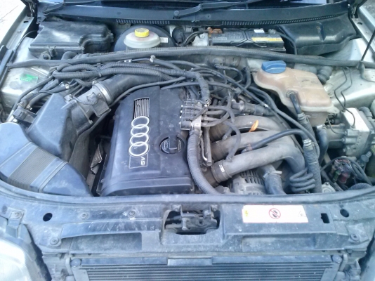 รถยนต์ ออดี้A4 เกียร์ออโต้ ติดแก๊สหัวฉีด