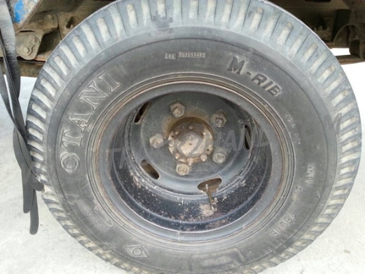 รถบรรทุก 6 ล้อ TOYOTA DYNA กระบะมีข้างเสริม