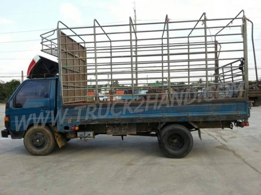 รถบรรทุก 6 ล้อ TOYOTA DYNA กระบะมีข้างเสริม