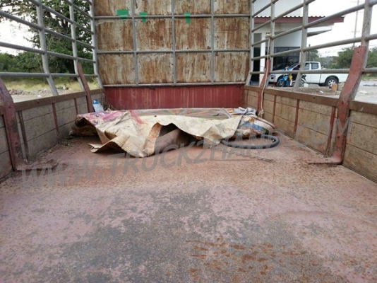 รถบรรทุก 6 ล้อ TOYOTA DYNA กระบะมีข้างเสริม