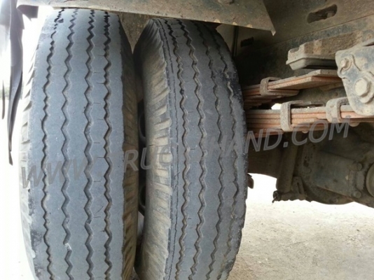 รถบรรทุก 6 ล้อ TOYOTA DYNA กระบะมีข้างเสริม