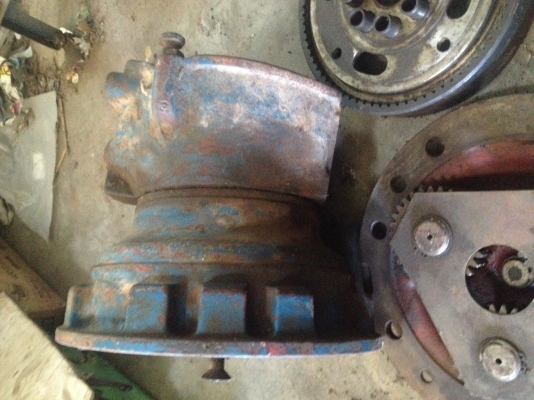 ขายดุมล้อหน้า6610คาราโลข้างขวา