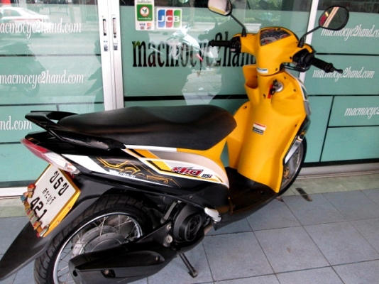 mio 115 cc. สีขาว เหลือง รุ่นใหม่ ระบบหัวฉีด fi กระบอกสูบ DiAsill ทนแกร่ง ช่วยประหยัดน้ำมัน แถม 2 รายการ 22900