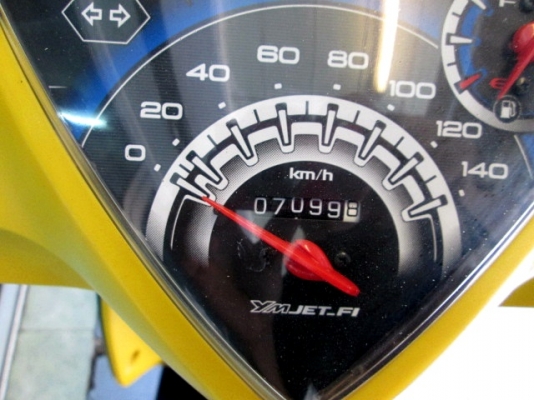 mio 115 cc. สีขาว เหลือง รุ่นใหม่ ระบบหัวฉีด fi กระบอกสูบ DiAsill ทนแกร่ง ช่วยประหยัดน้ำมัน แถม 2 รายการ 22900