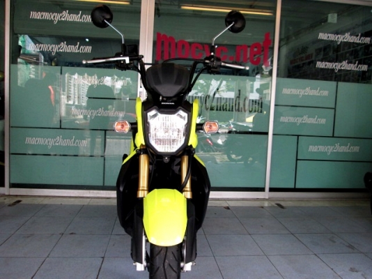 ZOOMER สีเหลืองดำ สีใหม่ลายใหม่ล่าสุด ไมล์สีดำ รถเดือน ก.ค. ปี 57 ไมล์ 3 พันโล ของแถม 3 รายการ 42900