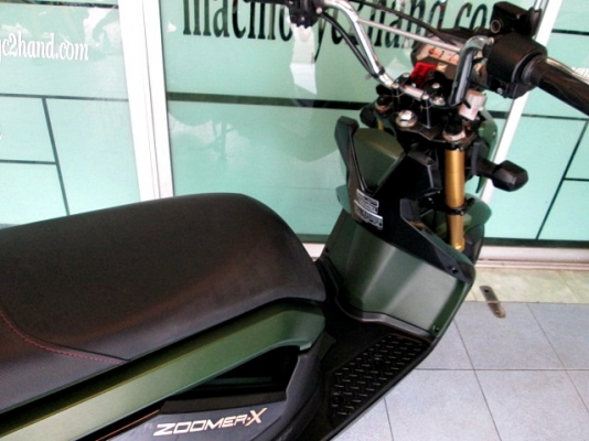 ZOOMER ตัวท็อป combibrake สีเขียวดำ รถเดือน กรกฏาคม ปี 57 ไมล์ 6 พันโล ของแถม 3 รายการ 41900