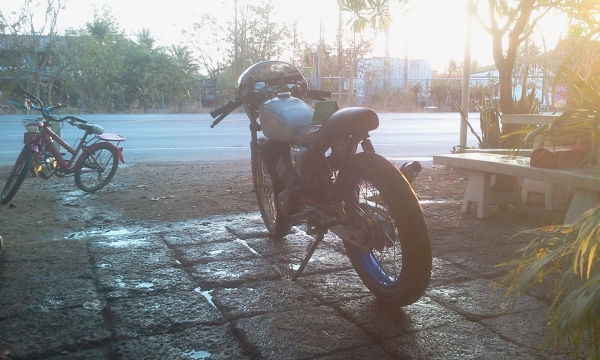 พอจะขายได้ไหม 16000 Jx เครื่องโซ ลูกCb มีเล่มทะเบียนเครื่อง+ใบซื้อขาย สนใจโทร 089-8054390 โอ๋ ลพบุรี