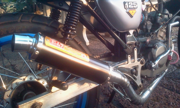 พอจะขายได้ไหม 16000 Jx เครื่องโซ ลูกCb มีเล่มทะเบียนเครื่อง+ใบซื้อขาย สนใจโทร 089-8054390 โอ๋ ลพบุรี