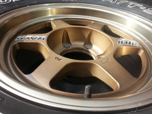 ขายล้อ 6 รู TE 37 ขอบ 16 พร้อมยาง AT ขายล้อ 6 รู TE 37 ขอบ 16 พร้อมยาง AT