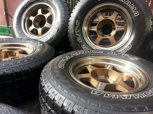 ขายล้อ 6 รู TE 37 ขอบ 16 พร้อมยาง AT ขายล้อ 6 รู TE 37 ขอบ 16 พร้อมยาง AT