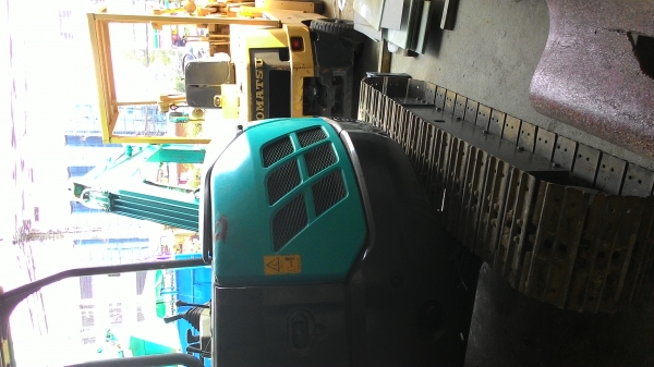 ขายด่วน Kobelco sk40sr-s เก่า ญี่ปุ่น ยังไม่เคยใช้งานในไทย  ปั๊มนิ้ว  ชั่วโมงการทำงานน้อยมากๆๆ   โทร 089-3818694  ดวงนภา
