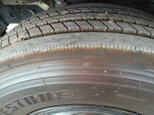 รถฮีโน่ 10 ล้อดั้ม FM8J  251 แรงม้า. ปี 55  ( รถวิ่ง 13,xxx กม. )   สนใจติดต่อ  081 - 6079515