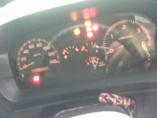 รถฮีโน่ 10 ล้อดั้ม FM8J  251 แรงม้า. ปี 55  ( รถวิ่ง 13,xxx กม. )   สนใจติดต่อ  081 - 6079515