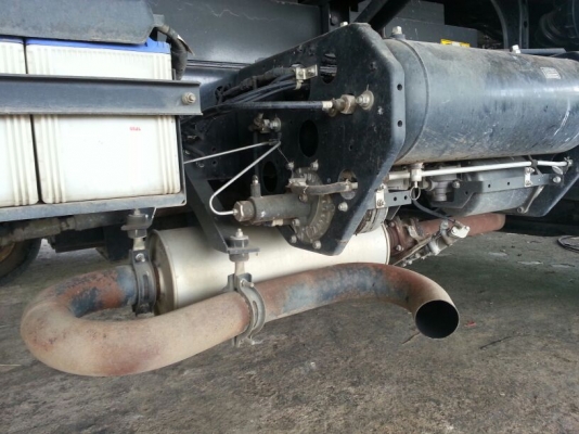 รถฮีโน่ 10 ล้อดั้ม FM8J  251 แรงม้า. ปี 55  ( รถวิ่ง 13,xxx กม. )   สนใจติดต่อ  081 - 6079515