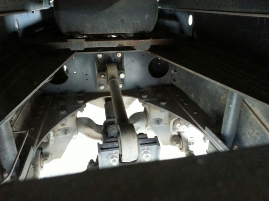 รถฮีโน่ 10 ล้อดั้ม FM8J  251 แรงม้า. ปี 55  ( รถวิ่ง 13,xxx กม. )   สนใจติดต่อ  081 - 6079515