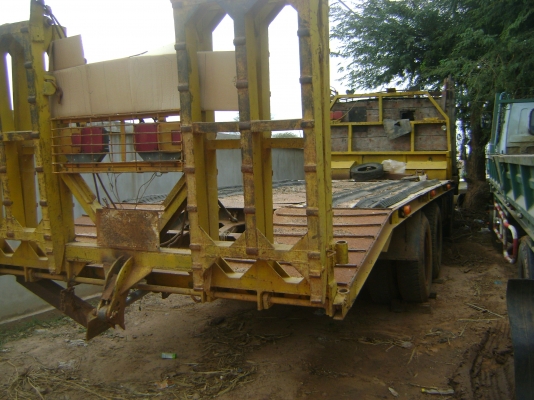 หัวยาว เรียว (( ไม่มีทะเบียน )) หางรถแม็คโคร บันใดรถเกี่ยว  ตามภาพ