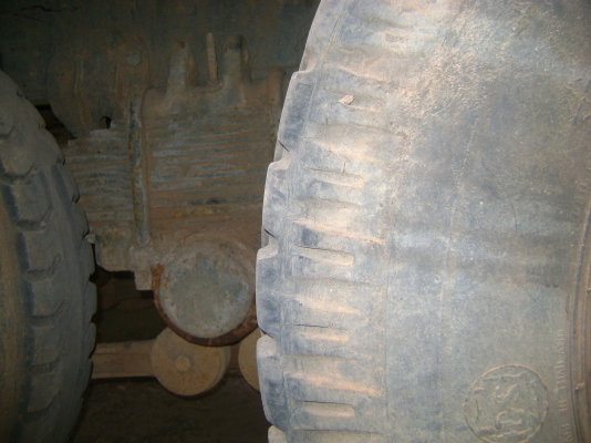 หัวยาว เรียว (( ไม่มีทะเบียน )) หางรถแม็คโคร บันใดรถเกี่ยว  ตามภาพ