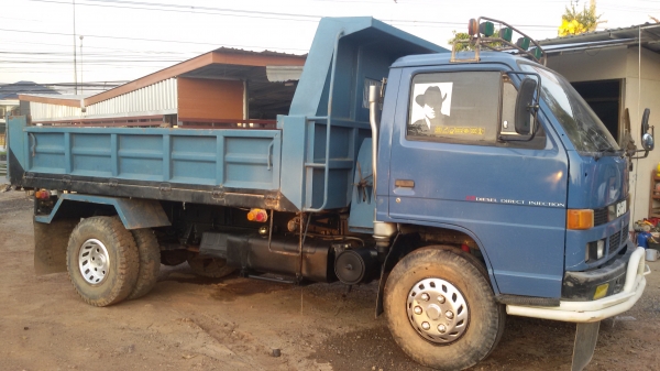 ขายหกล้อดั้มพ์ อีซูสุNPR59LU5M-4BD1-115 ปี37