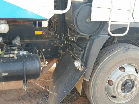 รถฮีโน่ 10 ล้อดั้ม 380 แรงม้า. ปี 55  ( ขายแม่ , ลูก )   สนใจติดต่อ  081 - 6079515