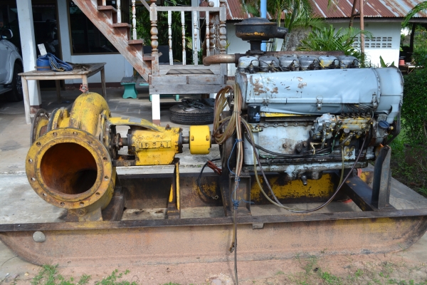 ขายเครื่องสูบน้ำ 12"  Deutz F6L 912