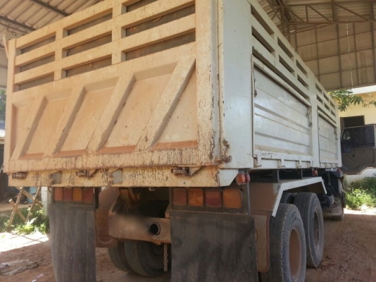 รถมิตซู 10 ล้อดั้ม FN527 - TD 195 แรงม้า. ปี 37   สนใจติดต่อ  081 - 6079515