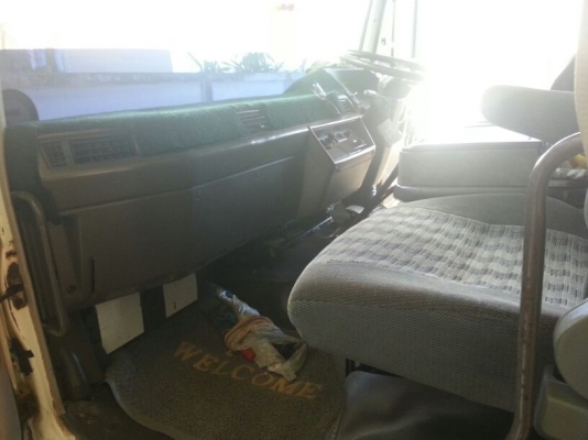 รถมิตซู 10 ล้อดั้ม FN527 - TD 195 แรงม้า. ปี 37   สนใจติดต่อ  081 - 6079515