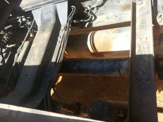 รถมิตซู 10 ล้อดั้ม FN527 - TD 195 แรงม้า. ปี 37   สนใจติดต่อ  081 - 6079515