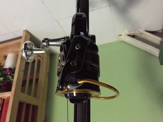 รอกตกปลา