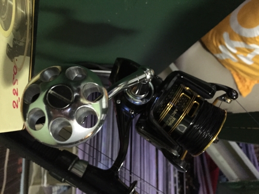 รอกตกปลา