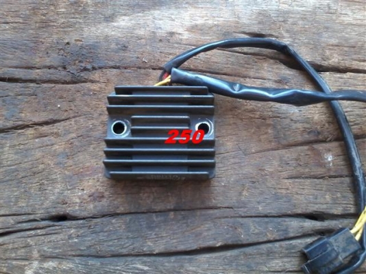 ขายอะไหล่ Suzuki RG Gramma2 สนใจติดต่อ (กบรถเก่าแพร่)  ส่งทั่วไทยตามตกลง