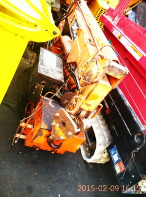 เครนเล็ก 0.96 ton ติดรถกะบะ  รถ 4 ล้อเล็ก UNIC ต่อไฟใช้ได้เลย